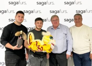 Saga Furs: Το Top Lot των θηλυκών White Velvet mink αγοράστηκε από τον Γιώργο Γκόγκο της Abel Furs Dubai