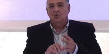 ο Πρόεδρος της Περιφερειακής Ένωσης Δήμων (ΠΕΔ) Δυτικής Μακεδονίας και Δήμαρχος Άργους Ορεστικού Παναγιώτης Κεπαπτσόγλου στα Ιωάννινα