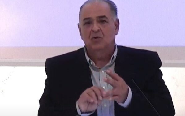 ο Πρόεδρος της Περιφερειακής Ένωσης Δήμων (ΠΕΔ) Δυτικής Μακεδονίας και Δήμαρχος Άργους Ορεστικού Παναγιώτης Κεπαπτσόγλου στα Ιωάννινα