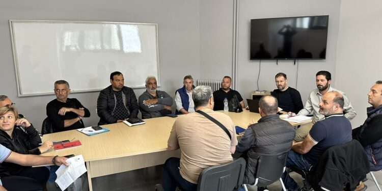 Δήμος Κοζάνης: Ενημέρωση Προέδρων Ελλησπόντου-Δημητρίου Υψηλάντη για Τεχνικό Πρόγραμμα