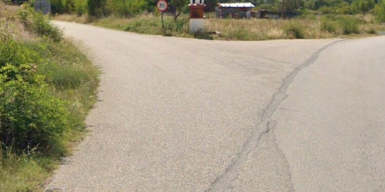 Σιάτιστα: Τροχαίο στο δρόμο προς Μπάρα, στη διασταύρωση προς Άγιο Αχίλλειο