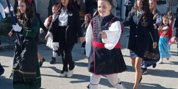 Πραγματοποιήθηκε με επιτυχία η μαθητική παρέλαση στο Μικροκαστρο Βοΐου