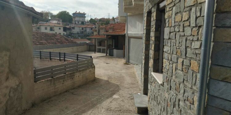 Σιάτιστα: Ενοικιάζεται νεόδμητο Διαμέρισμα με Όλους τους Λογαριασμούς Πληρωμένους!!