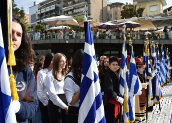 Με λαμπρότητα ο εορτασμός των 112ων Ελευθερίων της Κοζάνης – Γιάννης Κοκκαλιάρης: «Σύμβολο ενότητας, ομοψυχίας και προσφοράς, η 11η Οκτωβρίου» (Φωτογραφίες)