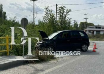 Καστοριά: Αυτοκίνητο συγκρούστηκε με νταλίκα και κατέληξε σε χαντάκι