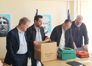 Παράδοση 20 απινιδωτών σε φορείς και συλλόγους από την Περιφέρεια Δυτικής Μακεδονίας