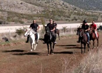 Σιάτιστα: Δεκάδες αναβάτες από όλη την Ελλάδα στους 14ους Ευθύμιους Ιππικούς αγώνες. Βίντεο