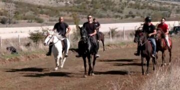 Σιάτιστα: Δεκάδες αναβάτες από όλη την Ελλάδα στους 14ους Ευθύμιους Ιππικούς αγώνες. Βίντεο