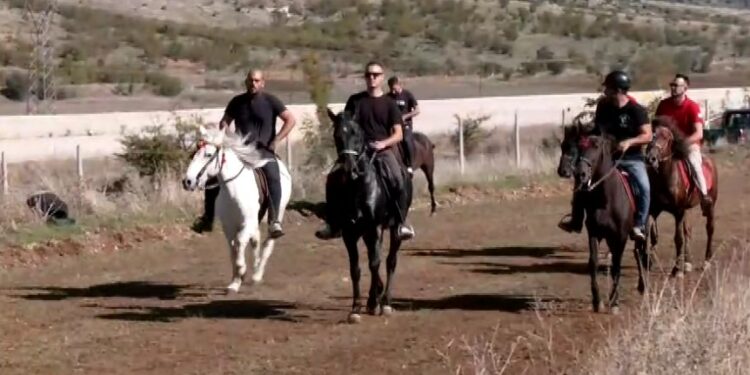 Σιάτιστα: Δεκάδες αναβάτες από όλη την Ελλάδα στους 14ους Ευθύμιους Ιππικούς αγώνες. Βίντεο