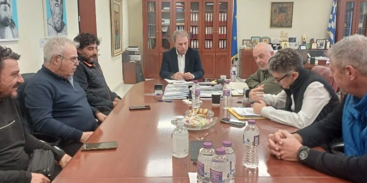 Περιφέρεια Δυτικής Μακεδονίας: Υπογραφή σύμβασης έργου για την Κατασκευή Εκκενωτή στη Δεξαμενή Δ4 Αρδευτικού Δικτύου ΤΟΕΒ Βελβεντού και Αυτόματου Υδραυλικού Καθαριστή Φερτών