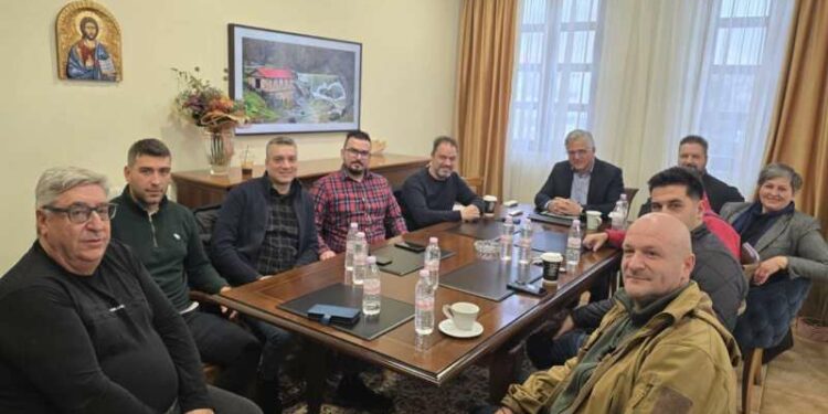 Συνάντηση του επικεφαλής Γιάννη Μητλιάγκα και υποψηφίων του συνδυασμού «Ανάπτυξης Επιμελητήριο» με τον Δήμαρχο Βοΐου κ. Χρήστο Ζευκλή