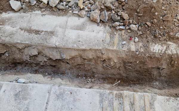 Απίθανες καταστάσεις στην πόλη της Κοζάνης-“Έσπασαν” το καινούριο πεζοδρόμιο στην Κωστή Παλαμά ένα μόλις μήνα μετά την κατασκευή του για να βάλουν οπτικές ίνες