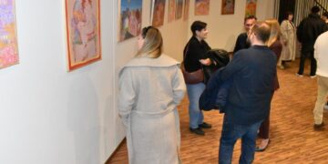 Δήμος Κοζάνης: Έως την Πέμπτη 5 Δεκεμβρίου 2024 η Έκθεση Σταθόπουλου στην Κοβεντάρειο Δημοτική Βιβλιοθήκη