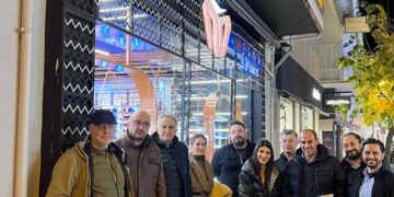 Σε καταστήματα της Κοζάνης ο Γιώργος Παντελίδης