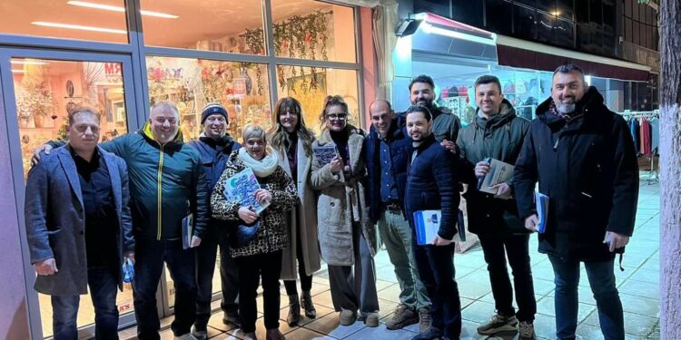 Στα εμπορικά καταστήματα της Πτολεμαΐδας ο Γιώργος Παντελίδης