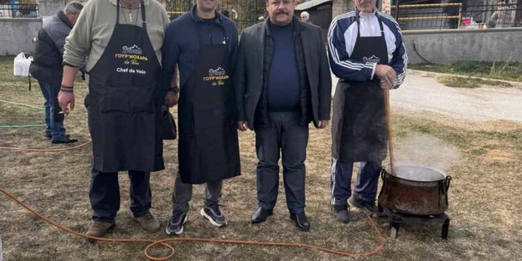 Ξεκίνησε η 7η γουρνοχαρά στο Μικρόκαστρο.  Φωτογραφίες