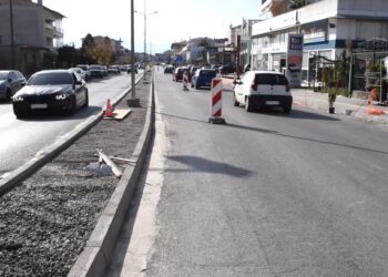 Δήμος Κοζάνης: Σε εξέλιξη οι εργασίες συντήρησης και αναβάθμισης των οδών Λαρίσης και Καραμανλή (Βίντεο)