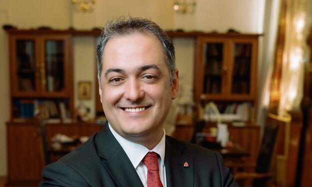 Το μήνυμα του Δημάρχου Κοζάνης Γιάννη Κοκκαλιάρη για την πρεμιέρα του έργου «Η αγάπη άργησε μια μέρα» που ανεβαίνει την Παρασκευή 15/11