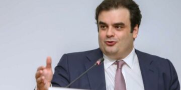 Επίσκεψη του Υπουργού Παιδείας, Θρησκευμάτων & Αθλητισμού Κυριάκου Πιερρακάκη σε Κοζάνη και Φλώρινα