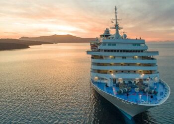 Εταιρεία με κρουαζιέρες οργανώνει 4ετές ταξίδι για όσους θέλουν να αποφύγουν τη… θητεία του Τραμπ