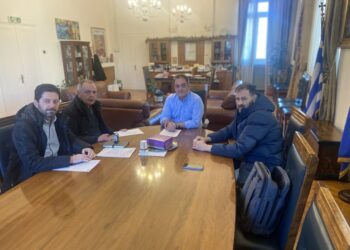 Δήμος Κοζάνης: Υπογραφή σύμβασης για την επισκευή και συντήρηση του πάρκινγκ στην πλατεία Συντάγματος