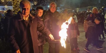 Σιάτιστα: Με πολύ κόσμο τα Σούρουβα.  Βίντεο και φωτογραφίες