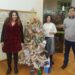 Ένα Χριστουγεννιάτικο Δένδρο με Ιστορία, Παράδοση και Δημιουργικότητα στο Κέντρο Εκπαίδευσης για το Περιβάλλον και την Αειφορία της Σιάτιστας