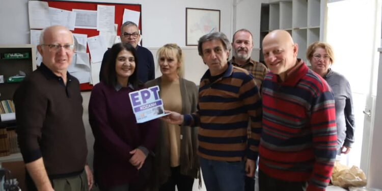 Ο Σιατιστινός δημοσιογράφος Θωμάς Κάστιας τιμήθηκε από συναδέλφους του στην ΕΡΤ με αφορμή τη συνταξιοδοτησή του