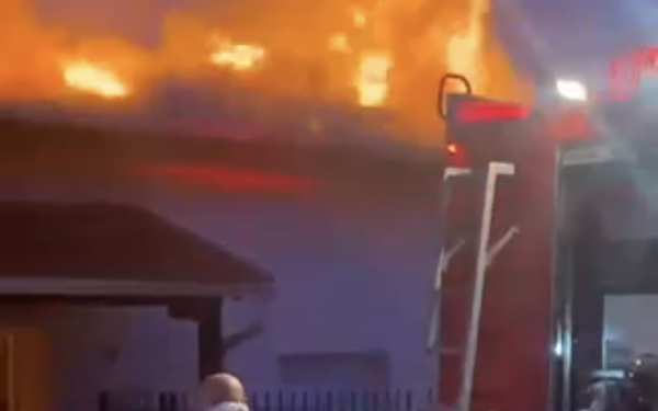 Φωτιά σε σπίτι στο Άργος Ορεστικό – Βίντεο