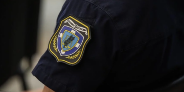 Αποκαλύψεις για τον αστυνομικό της Βουλής: «Τα παιδιά δεν εξετάστηκαν ποτέ ιατροδικαστικά»