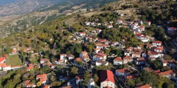 «Οδός Κωνσταντίνου Σημίτη» – Μια οφειλόμενη τιμή στον Πρωθυπουργό που μεγάλωσε τα Σέρβια! (του Κυριάκου Μ. Τσολακίδη)