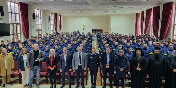 Χρήστος Ζευκλής: Θέτουμε υψηλά στάνταρ και υποστηρίζουμε τη σχολή Πυροσβεστών Τσοτυλίου. Παρουσία στην κοπή Βασιλόπιτας (Βίντεο και φωτογραφίες)