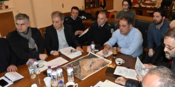 Ευρεία σύσκεψη φορέων στο Δημαρχείο Κοζάνης για τον δρόμο της Ακρινής
