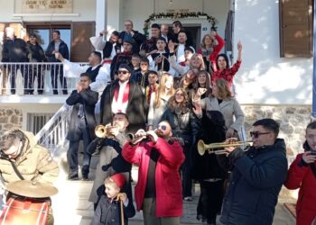 Φωτογραφίες από τα Μπουμπουσάρια στη Γαλατινή