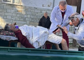 Μπουμπουσάρια στον Πελεκάνο και με Μετρό!!