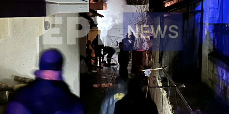 Άργος Ορεστικό: Φρικτό θάνατο βρήκε 80χρονη γυναίκα – Απανθρακώθηκε από φωτιά που ξέσπασε στο σπίτι της