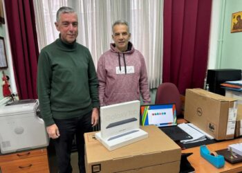 Δωρεά ηλεκτρονικού εξοπλισμού στο 2ο Δημοτικό Σχολείο Σιάτιστας από το Ίδρυμα Μιχαήλ & Αλεξάνδρας Κουκουλίδου