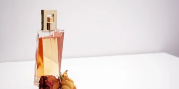 Επιλογή αρώματος : Πώς θα βρούμε αυτό που μας ταιριάζει