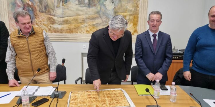 Δήμος Βοΐου: Κοπή Βασιλόπιτας για τους προέδρους των Κοινοτήτων. (Βίντεο και φωτογραφίες)