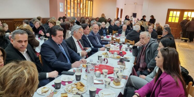 Η Εθελοντική Δράση Σιάτιστας έκοψε την Βασιλόπιτα.  Βίντεο και φωτογραφίες