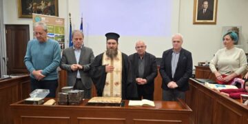 Τα έχωσε η Άννα Μπατσή στο Δήμαρχο Γρεβενών για το Γεωπάρκο. Βίντεο