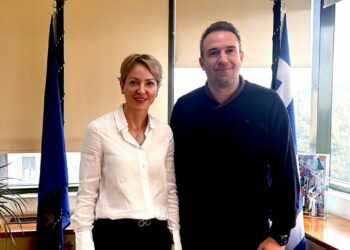 Συνάντηση του Προέδρου του Εμπορικού Συλλόγου Γρεβενών κ. Κωνσταντίνου Δημάδη με την Υφυπουργό Περιβάλλοντος και Ενέργειας κ. Αλεξάνδρα Σδούκου