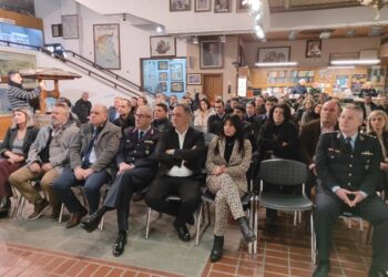 Ημερίδα με θέμα την «Επαγγελματική Εξουθένωση» συνδιοργάνωσε η Διεύθυνση Αστυνομίας Κοζάνης από κοινού με την Τοπική Διοίκηση Κοζάνης (Ι.Ρ.Α.) και το Σύνδεσμο Γραμμάτων και Τεχνών Κοζάνης