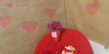 Ημέρα του Αγίου Βαλεντίνου: Αγάπη χωρίς σύνορα στο Κέντρο Φιλοξενίας Ασυνόδευτων Ανηλίκων Πενταλόφου