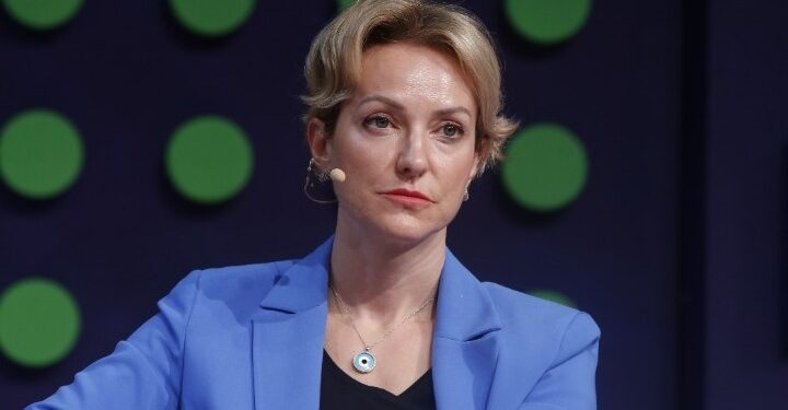 Η Υφυπουργός Περιβάλλοντος και Ενέργειας Αλεξάνδρα Σδούκου στην Κοζάνη για την παρουσίαση επτά νέων προγραμμάτων ενεργειακής αναβάθμισης