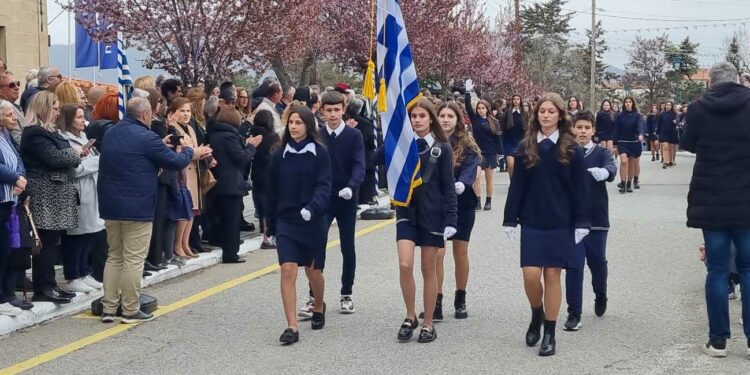 Φωτογραφίες από τις εκδηλώσεις για την 25η Μαρτίου στη Σιάτιστα