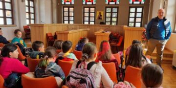 Επίσκεψη του Δημοτικού Σχολείου Εράτυρας στη Σιάτιστα