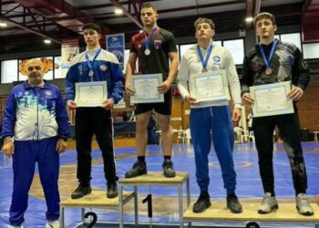 Το ΕΠΑΛ Σιάτιστας συγχαίρει τον Σταύρο Βασιλειάδη για την πρώτη θέση στο Πανελλήνιο σχολικό πρωτάθλημα Ελληνορωμαϊκής Πάλης