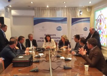 Συνάντηση της Υπουργού Εργασίας Ν. Κεραμέως  με τους προέδρους των Εμπορικών συλλόγων της Δυτικής Μακεδονίας