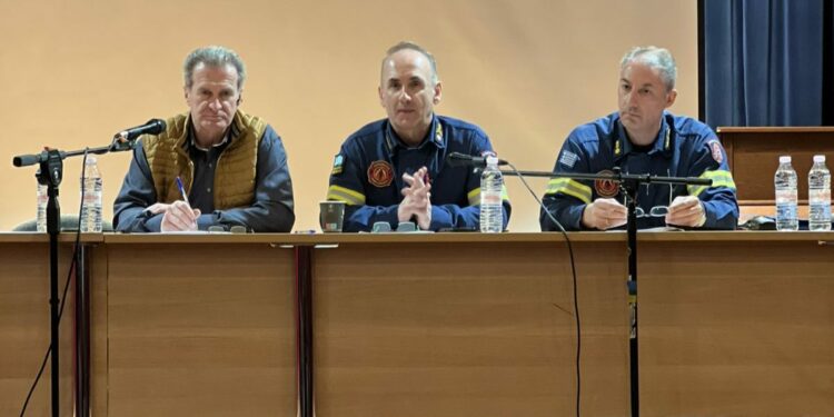 Δήμος Βοΐου: Ενημερωτική συνάντηση των προέδρων των Κοινοτήτων από την Πυροσβεστική για την έξαρση των πυρκαγιών
